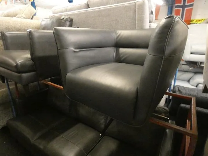 Sofa #14718 at Alec's clearance warehouse, Bolton