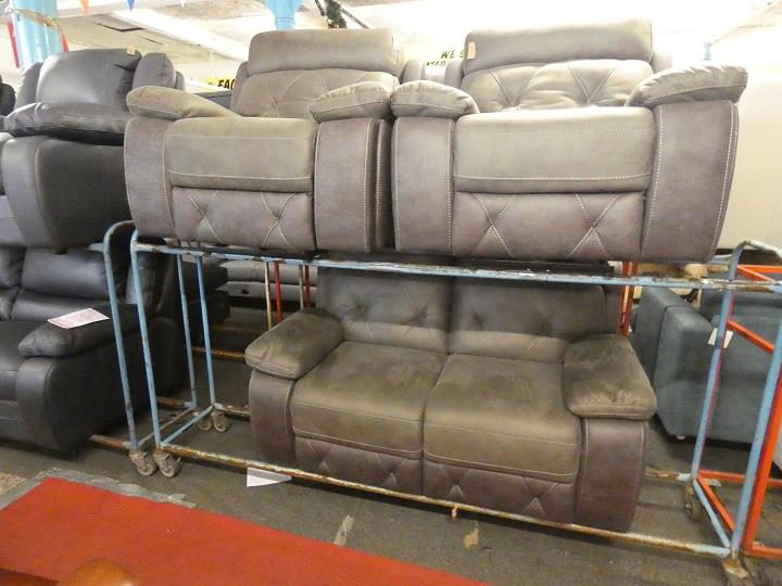 Sofa #15709 at Alec's clearance warehouse, Bolton