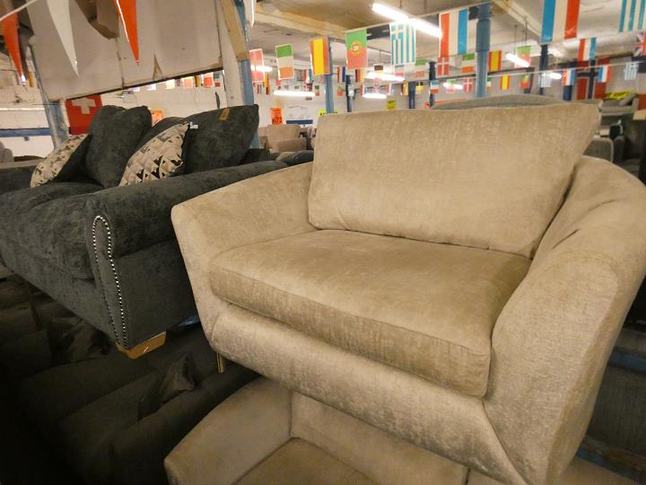Sofa #15514 at Alec's clearance warehouse, Bolton