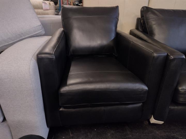 Sofa #10418 at Alec's clearance warehouse, Bolton