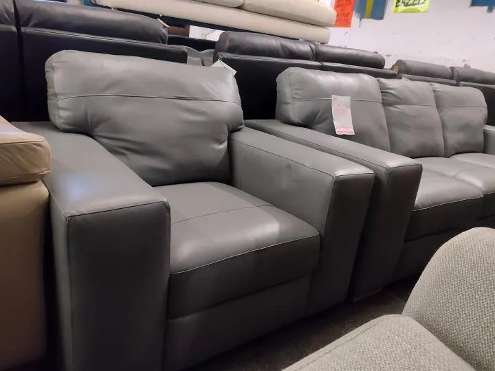 Sofa #1928 at Alec's clearance warehouse, Bolton