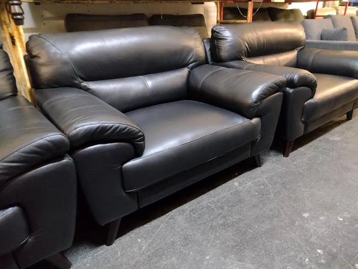 Sofa #1992 at Alec's clearance warehouse, Bolton