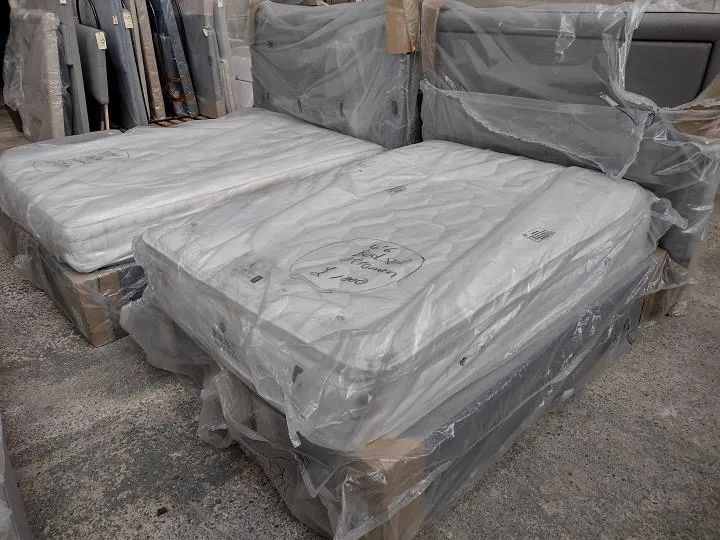 Sofa #2086 at Alec's clearance warehouse, Bolton