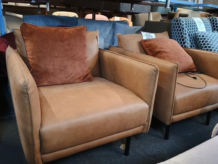 Sofa #7752 at Alec's clearance warehouse, Bolton