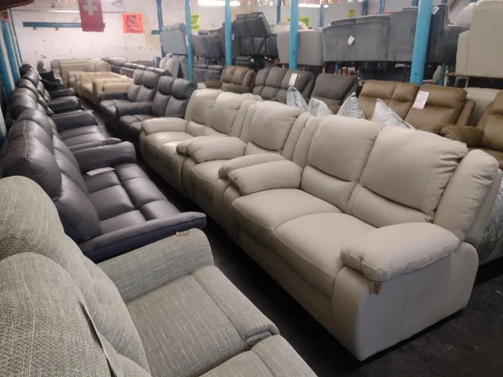 Sofa #8618 at Alec's clearance warehouse, Bolton