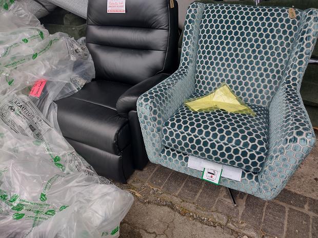 Sofa #8886 at Alec's clearance warehouse, Bolton
