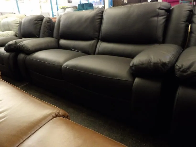Sofa #7072 at Alec's clearance warehouse, Bolton