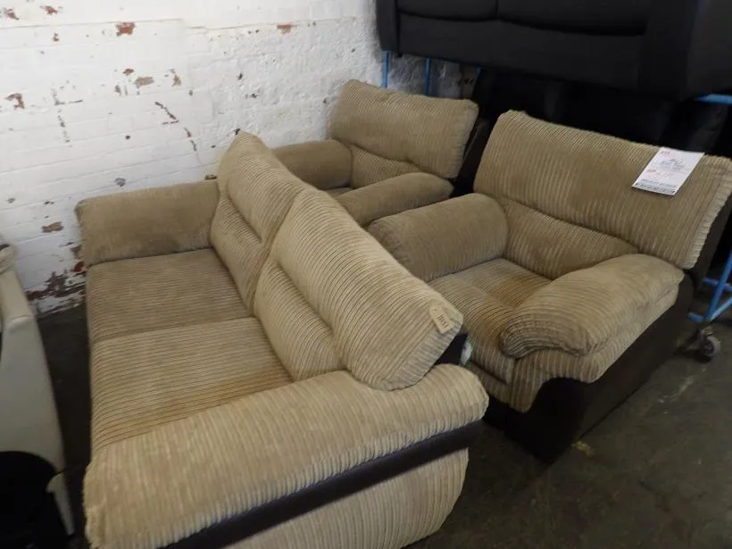 Sofa #7272 at Alec's clearance warehouse, Bolton