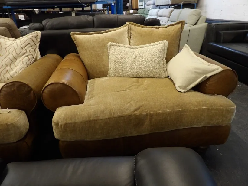 Sofa #1657 at Alec's clearance warehouse, Bolton