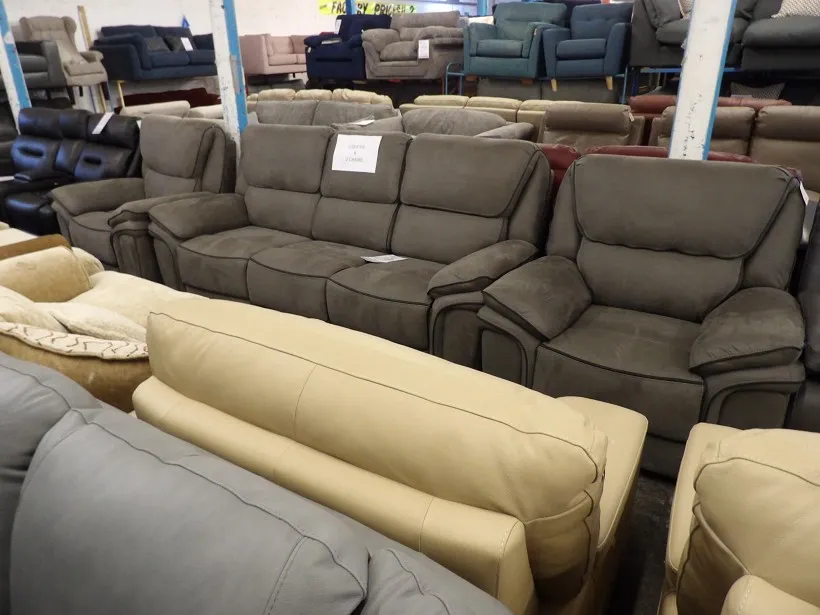 Sofa #1661 at Alec's clearance warehouse, Bolton