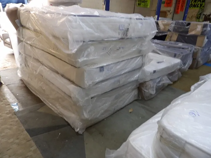 Sofa #4118 at Alec's clearance warehouse, Bolton