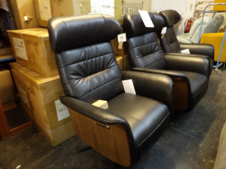 Sofa #2701 at Alec's clearance warehouse, Bolton