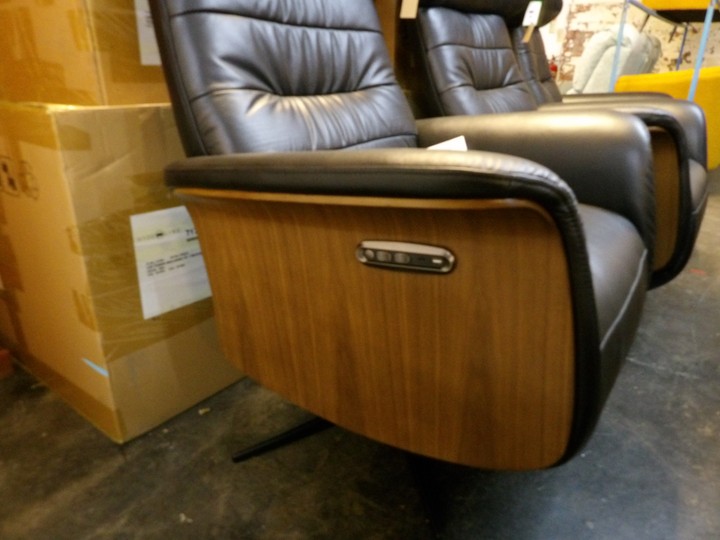 Sofa #2709 at Alec's clearance warehouse, Bolton