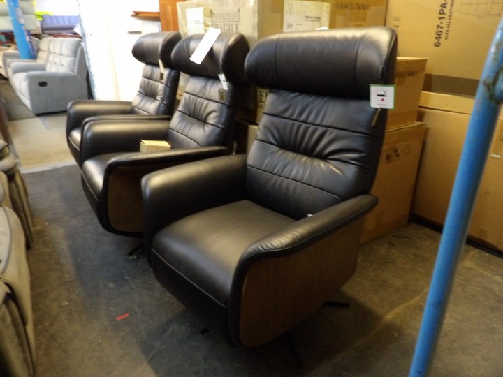 Sofa #2710 at Alec's clearance warehouse, Bolton