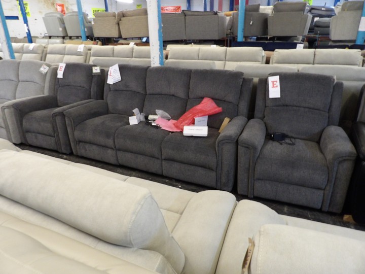 Sofa #2658 at Alec's clearance warehouse, Bolton