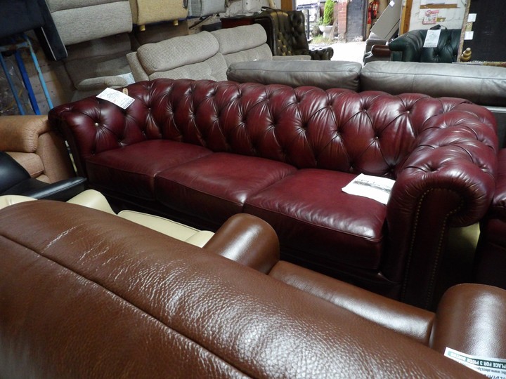 Sofa #2643 at Alec's clearance warehouse, Bolton