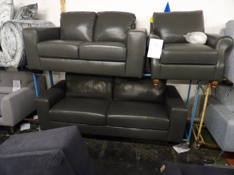 Sofa #5862 at Alec's clearance warehouse, Bolton