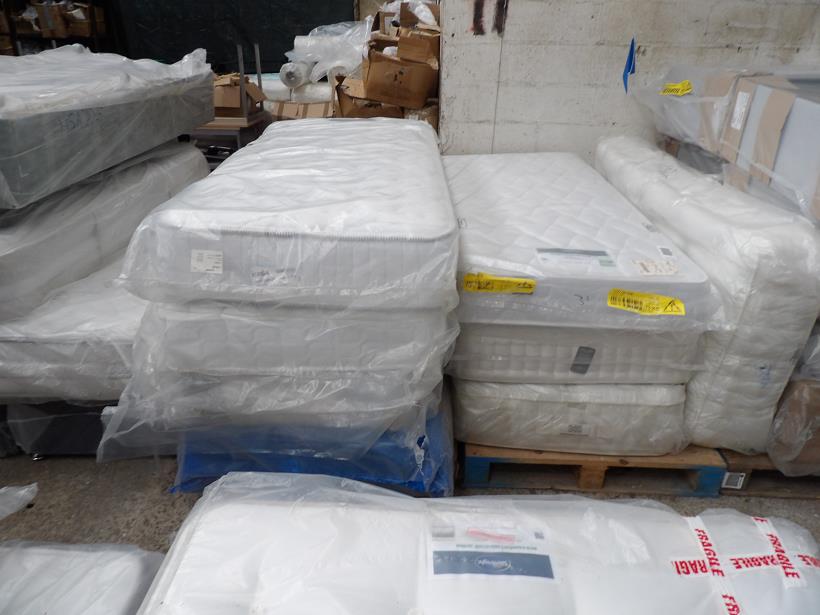 Sofa #5985 at Alec's clearance warehouse, Bolton
