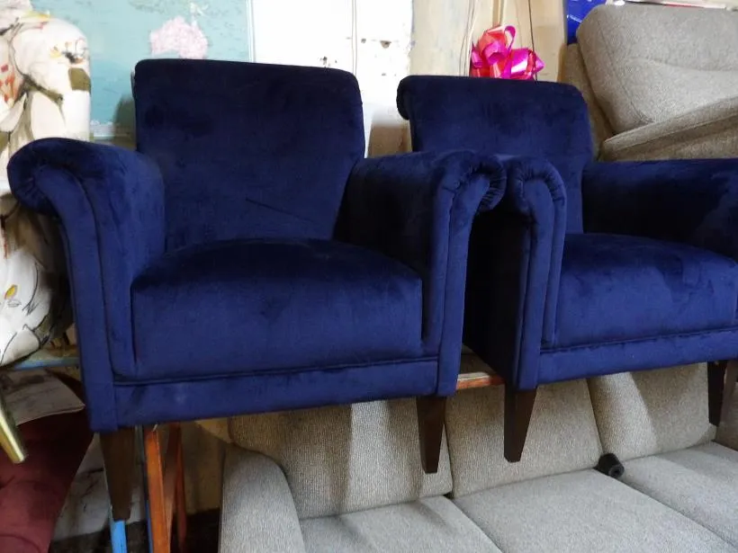 Sofa #5923 at Alec's clearance warehouse, Bolton