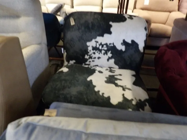 Sofa #4692 at Alec's clearance warehouse, Bolton