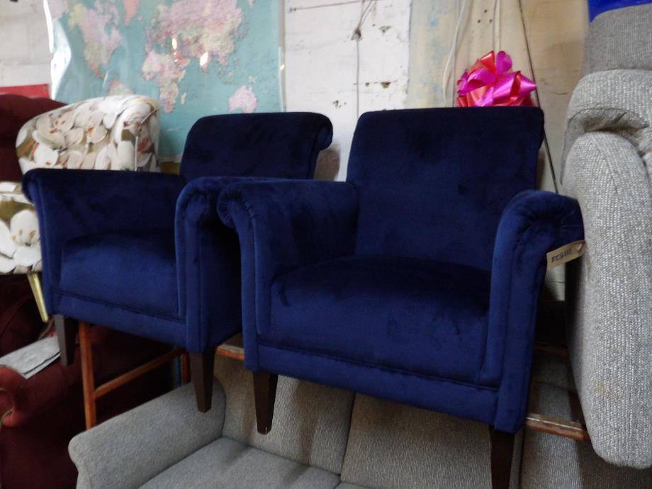 Sofa #5762 at Alec's clearance warehouse, Bolton