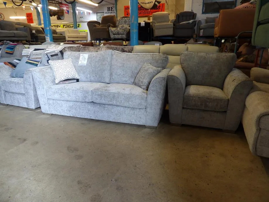Sofa #5629 at Alec's clearance warehouse, Bolton