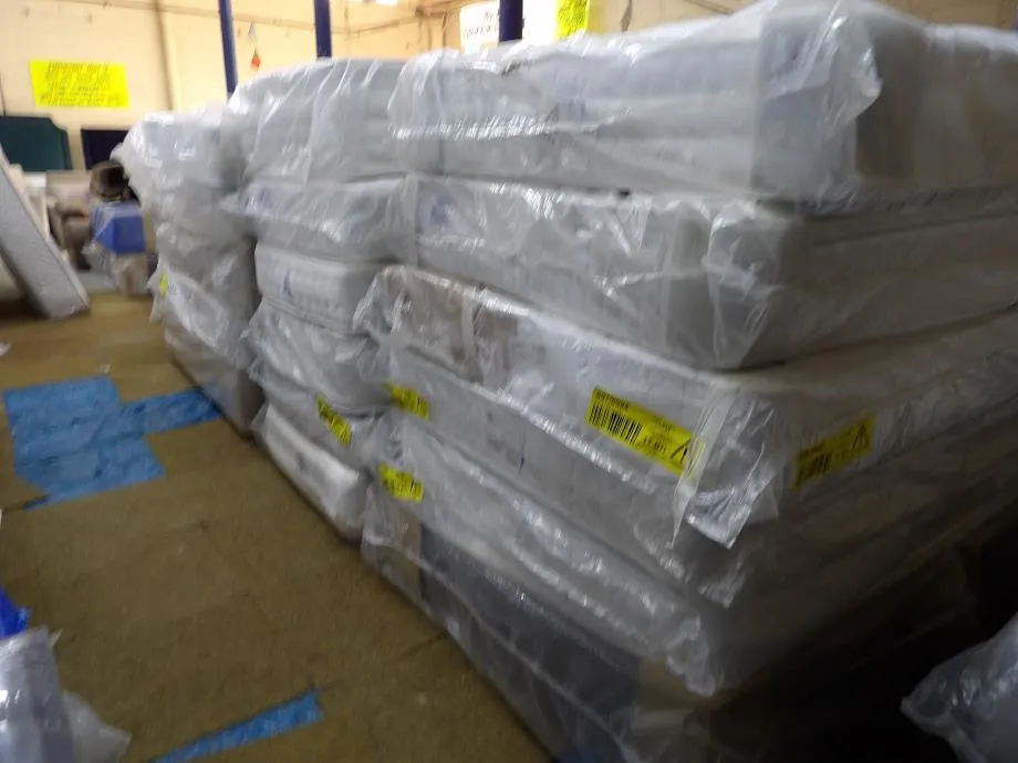 Sofa #5521 at Alec's clearance warehouse, Bolton