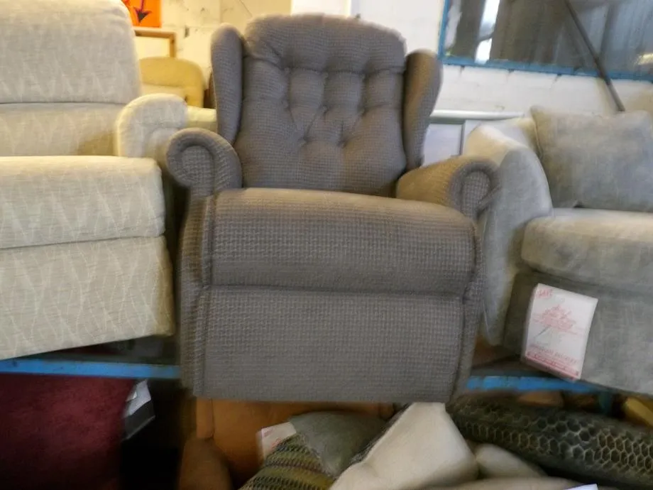 Sofa #5515 at Alec's clearance warehouse, Bolton