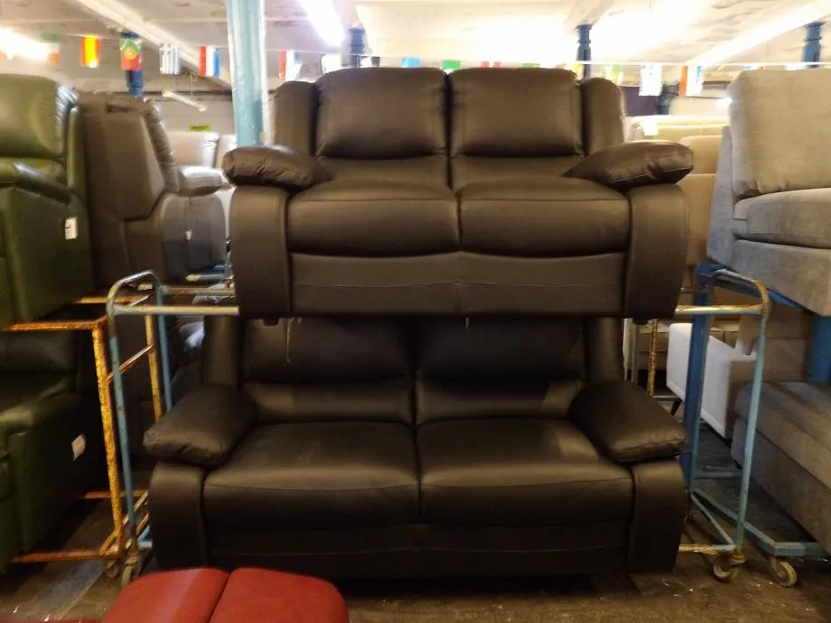 Sofa #5599 at Alec's clearance warehouse, Bolton