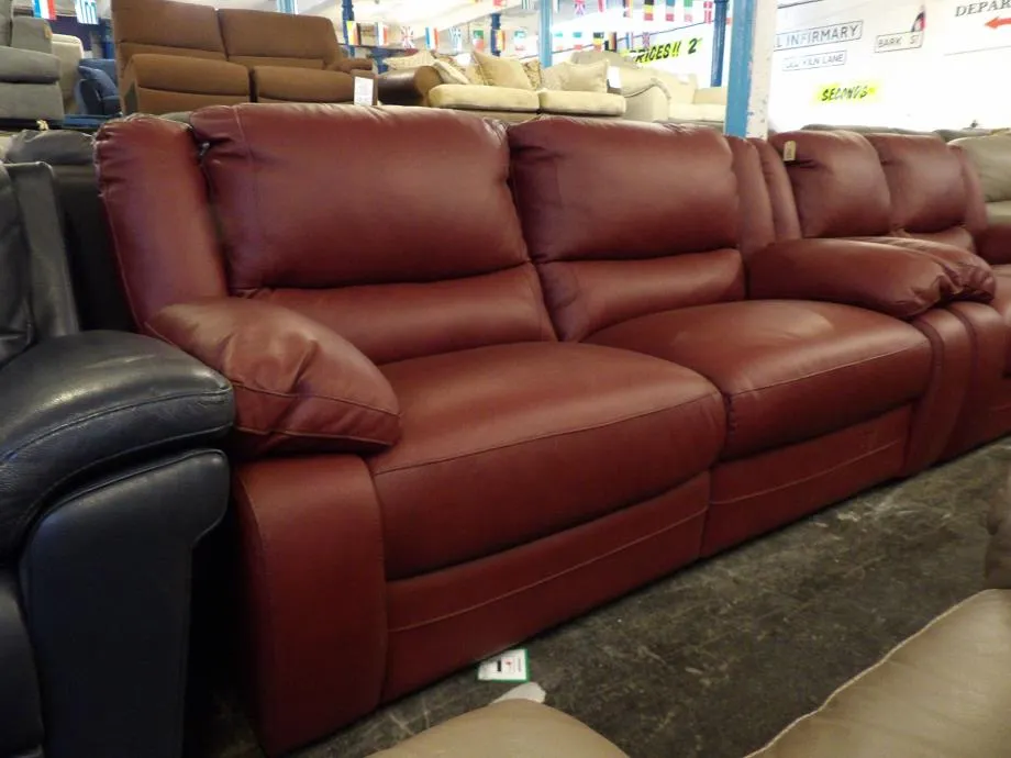Sofa #5581 at Alec's clearance warehouse, Bolton