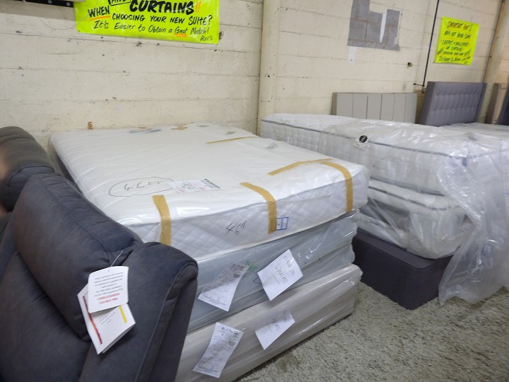 Sofa #2870 at Alec's clearance warehouse, Bolton