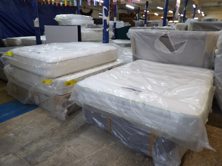 Sofa #2872 at Alec's clearance warehouse, Bolton