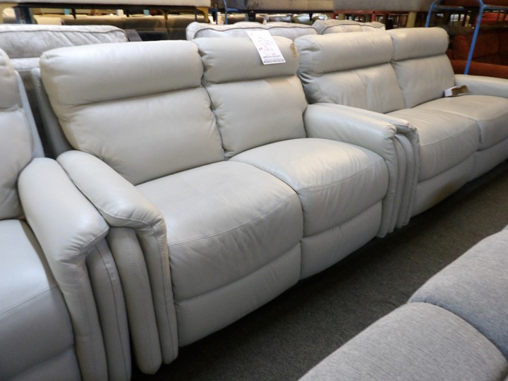Sofa #2961 at Alec's clearance warehouse, Bolton