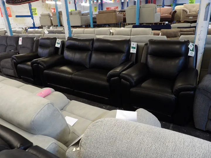 Sofa #2835 at Alec's clearance warehouse, Bolton