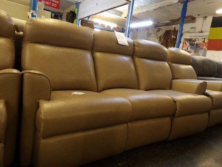 Sofa #2942 at Alec's clearance warehouse, Bolton