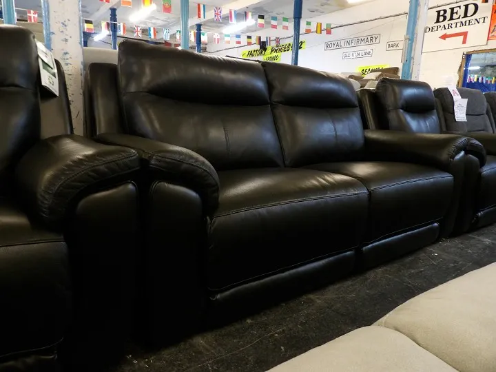 Sofa #2829 at Alec's clearance warehouse, Bolton