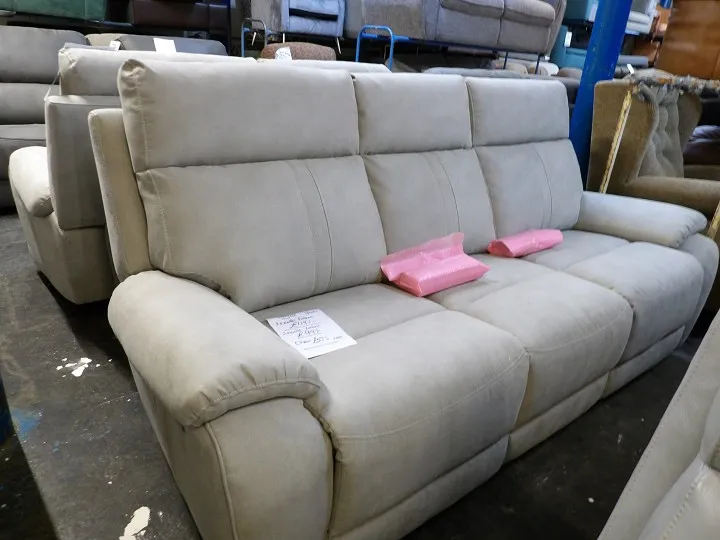 Sofa #2791 at Alec's clearance warehouse, Bolton