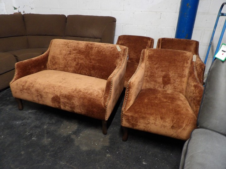 Sofa #2914 at Alec's clearance warehouse, Bolton