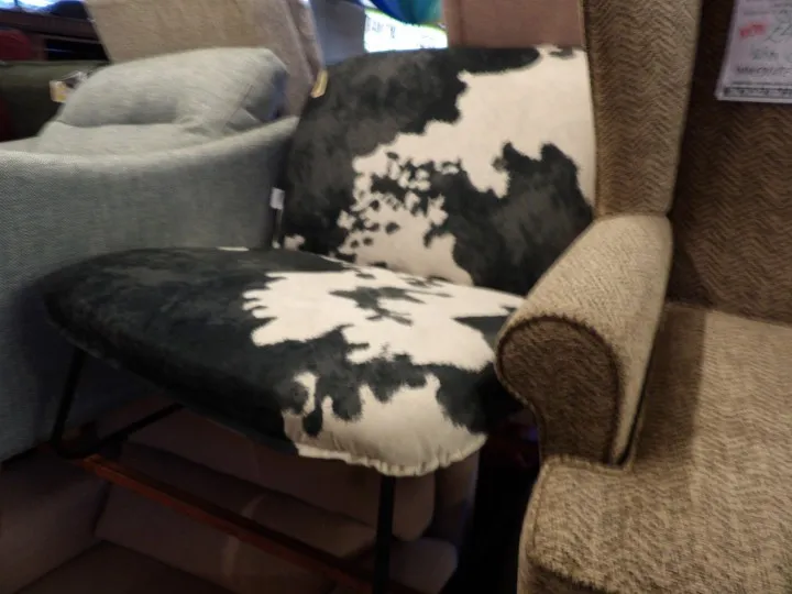 Sofa #3044 at Alec's clearance warehouse, Bolton