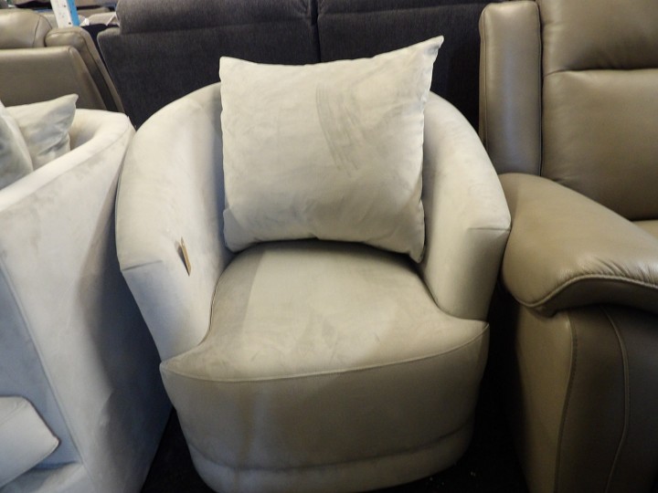 Sofa #3989 at Alec's clearance warehouse, Bolton