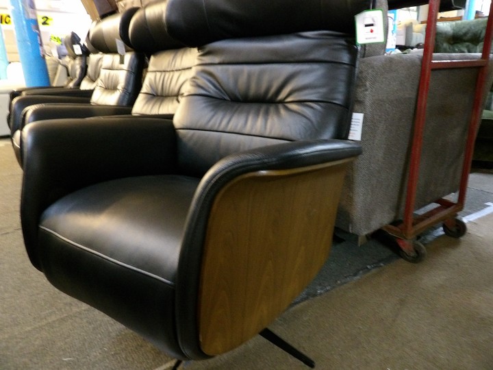 Sofa #1256 at Alec's clearance warehouse, Bolton