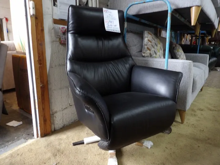 Sofa #1117 at Alec's clearance warehouse, Bolton