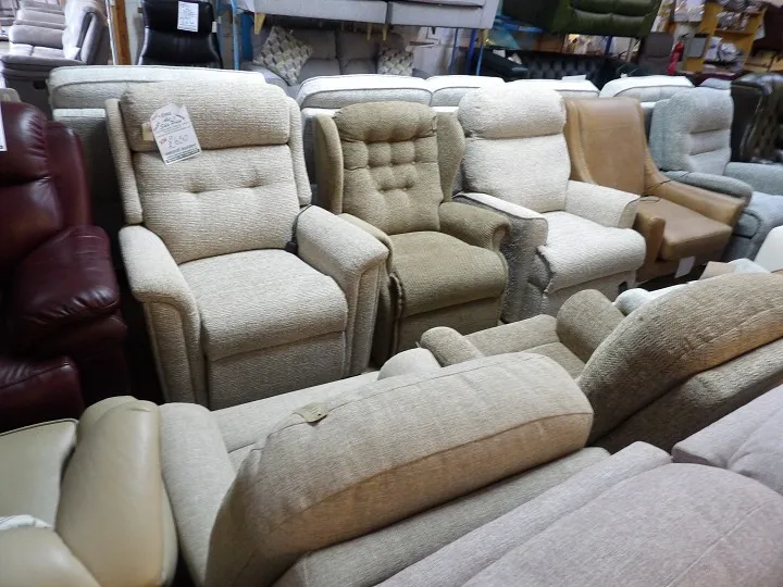 Sofa #1085 at Alec's clearance warehouse, Bolton
