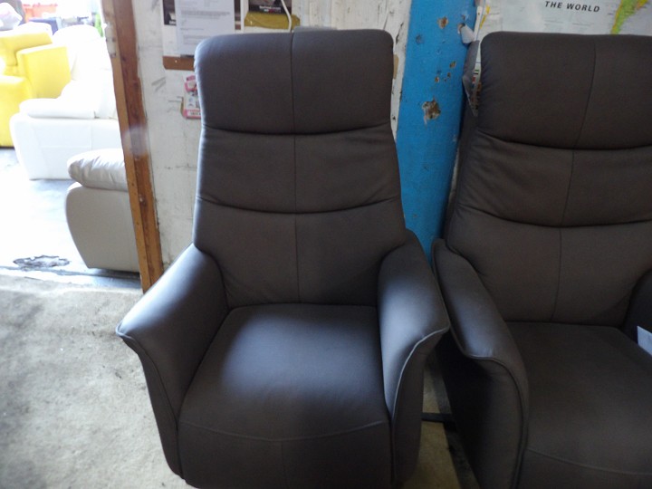 Sofa #2521 at Alec's clearance warehouse, Bolton