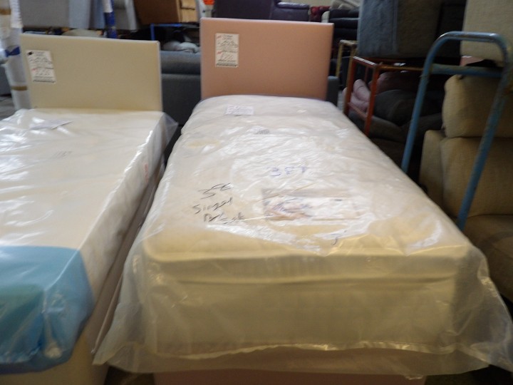 Sofa #2196 at Alec's clearance warehouse, Bolton