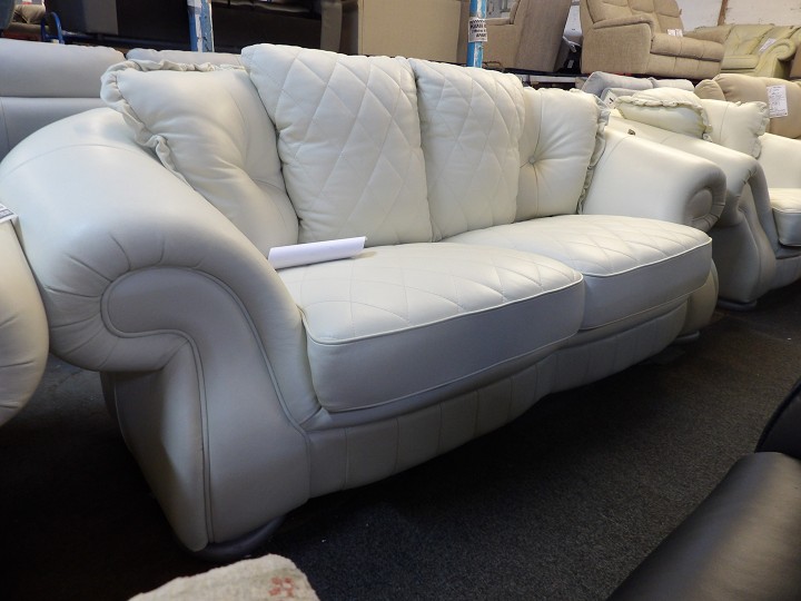 Cream Leather Sofa and Armchair Suite
