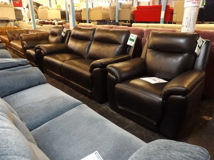 Sofa #870 at Alec's clearance warehouse, Bolton