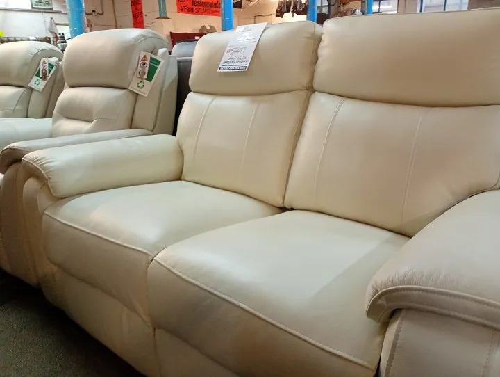 Sofa #1078 at Alec's clearance warehouse, Bolton